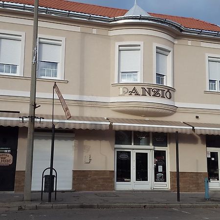 Bed and Breakfast Korona Panzio Mateszalka Esterno foto