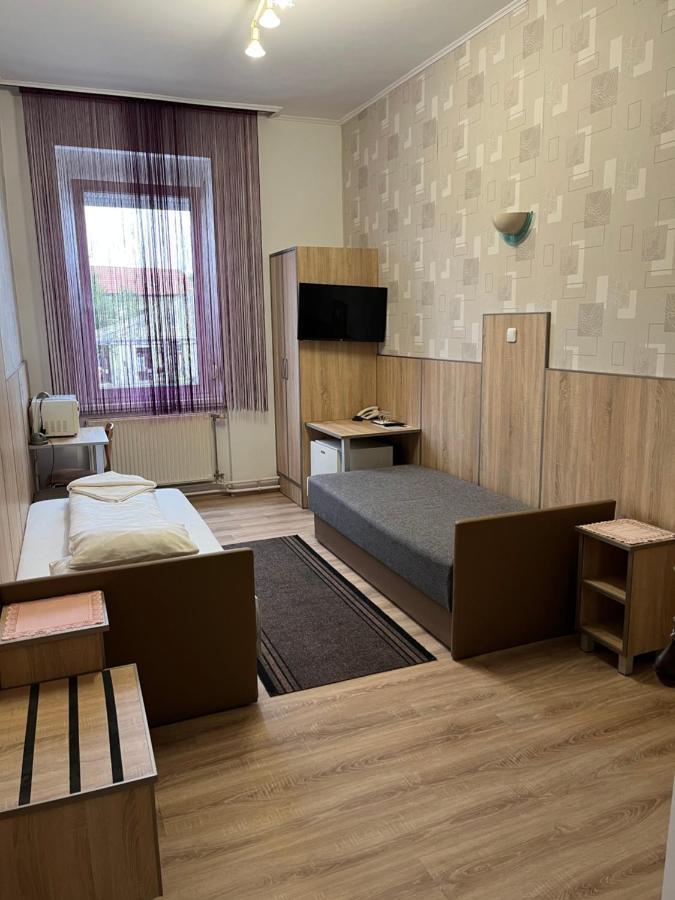 Bed and Breakfast Korona Panzio Mateszalka Esterno foto